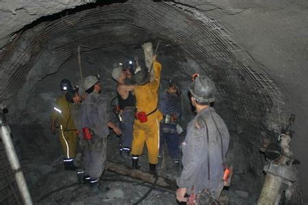 白水工程爆破中的危险因素分析以及应对工程爆破危险的措施