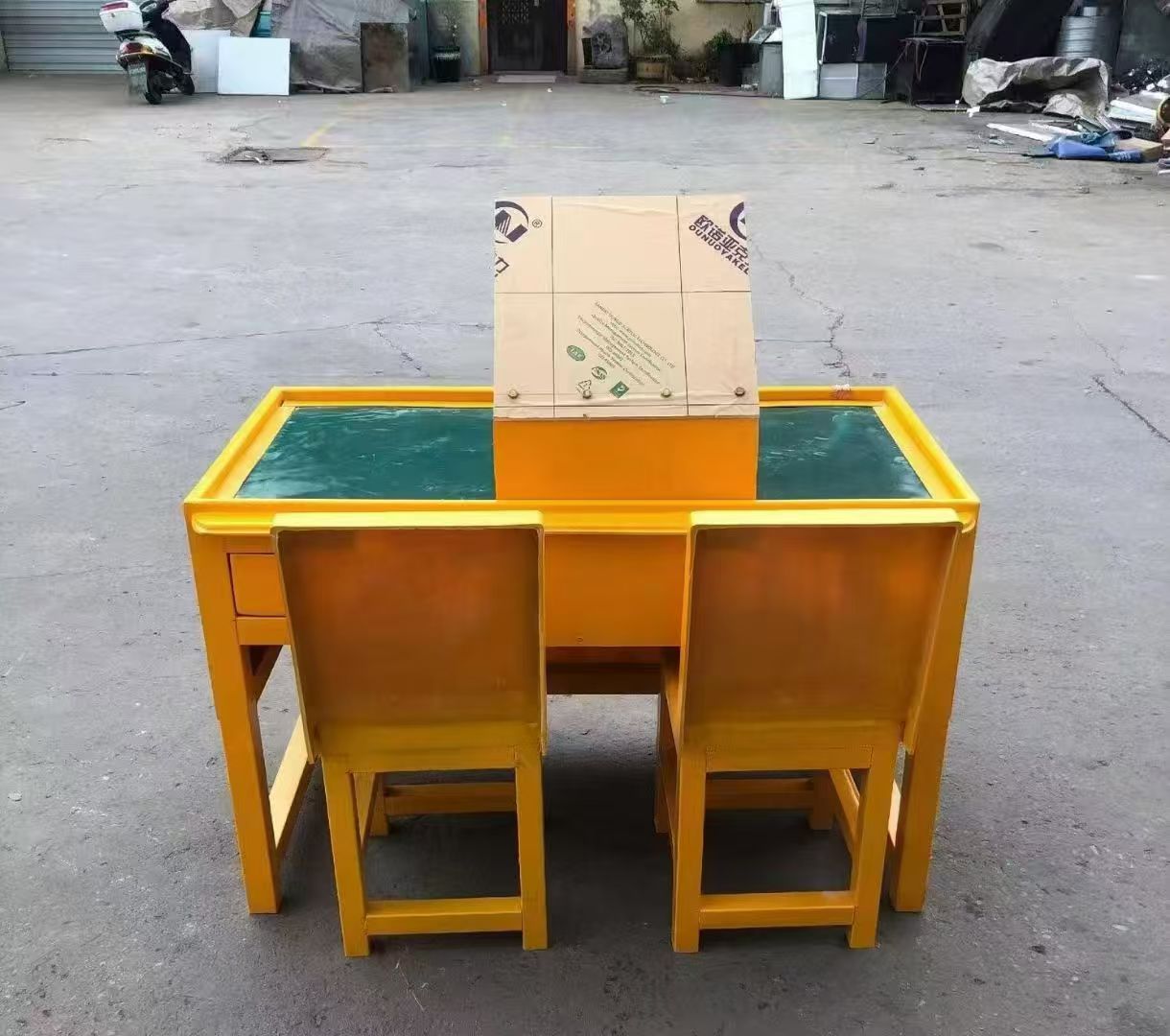 白水防静电导通桌井下煤矿火工品发放桌：危险品流转的安全守护者