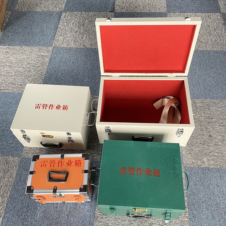 白水爆破工程作业箱如何选择？玻璃钢与传统材质的全面对比